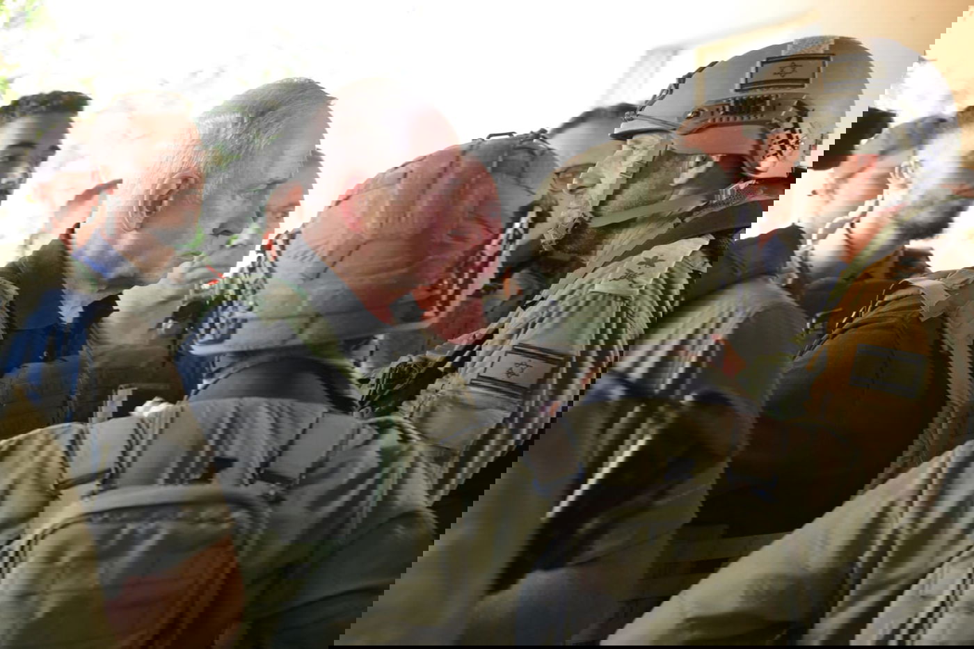 רה"מ נתניהו ביקר בקיבוץ בארי: "אנחנו נחסל את החמאס"