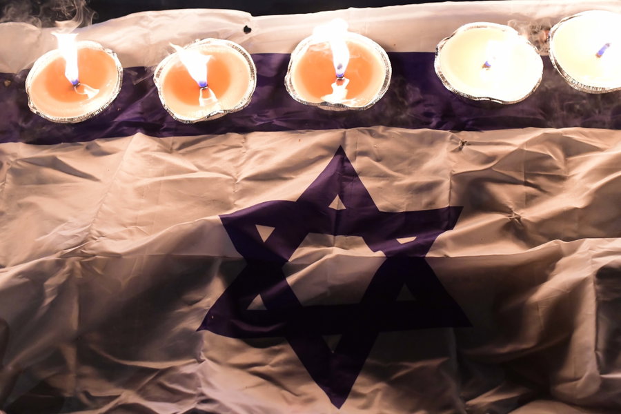 נרות בתל אביב