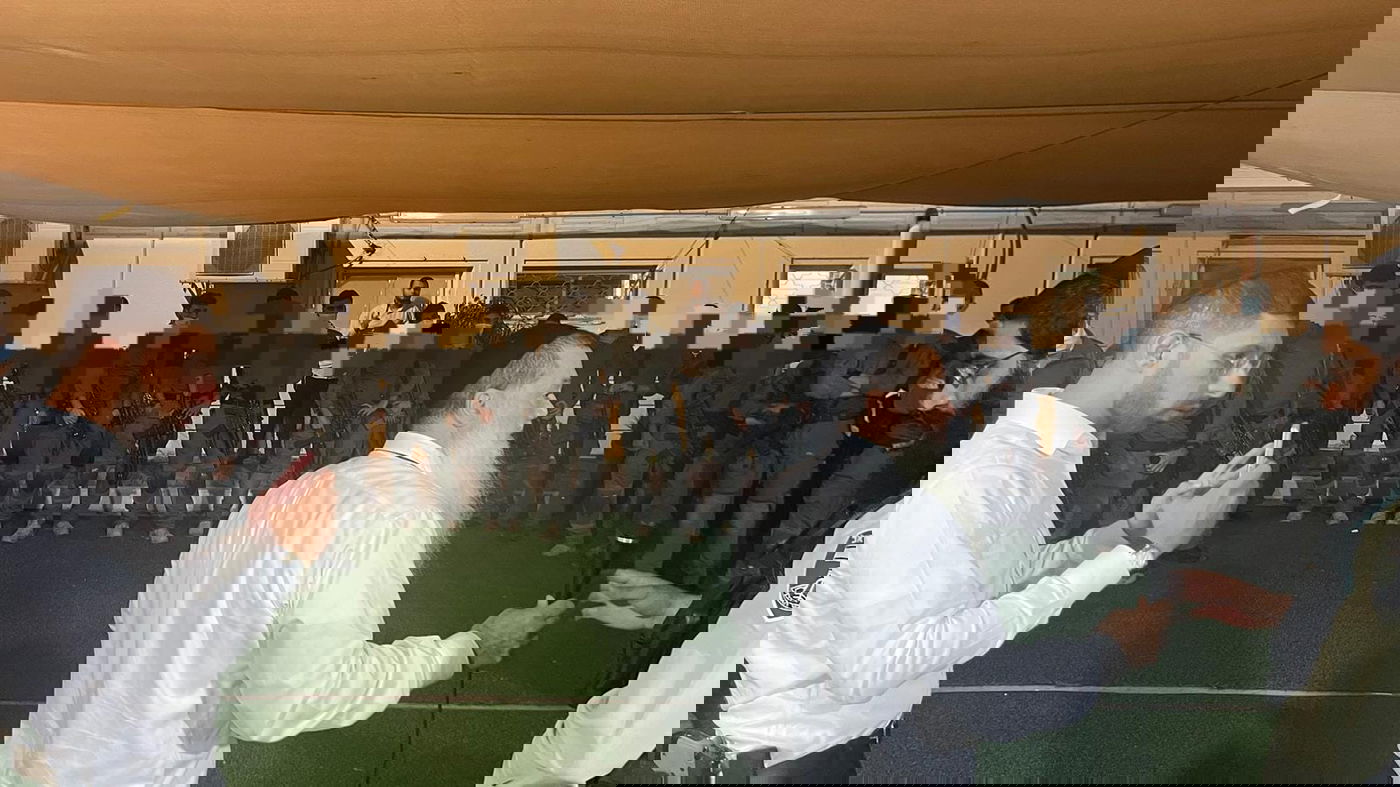 כך הרב יגאל כהן חיזק את הלוחמים | תיעוד מרגש