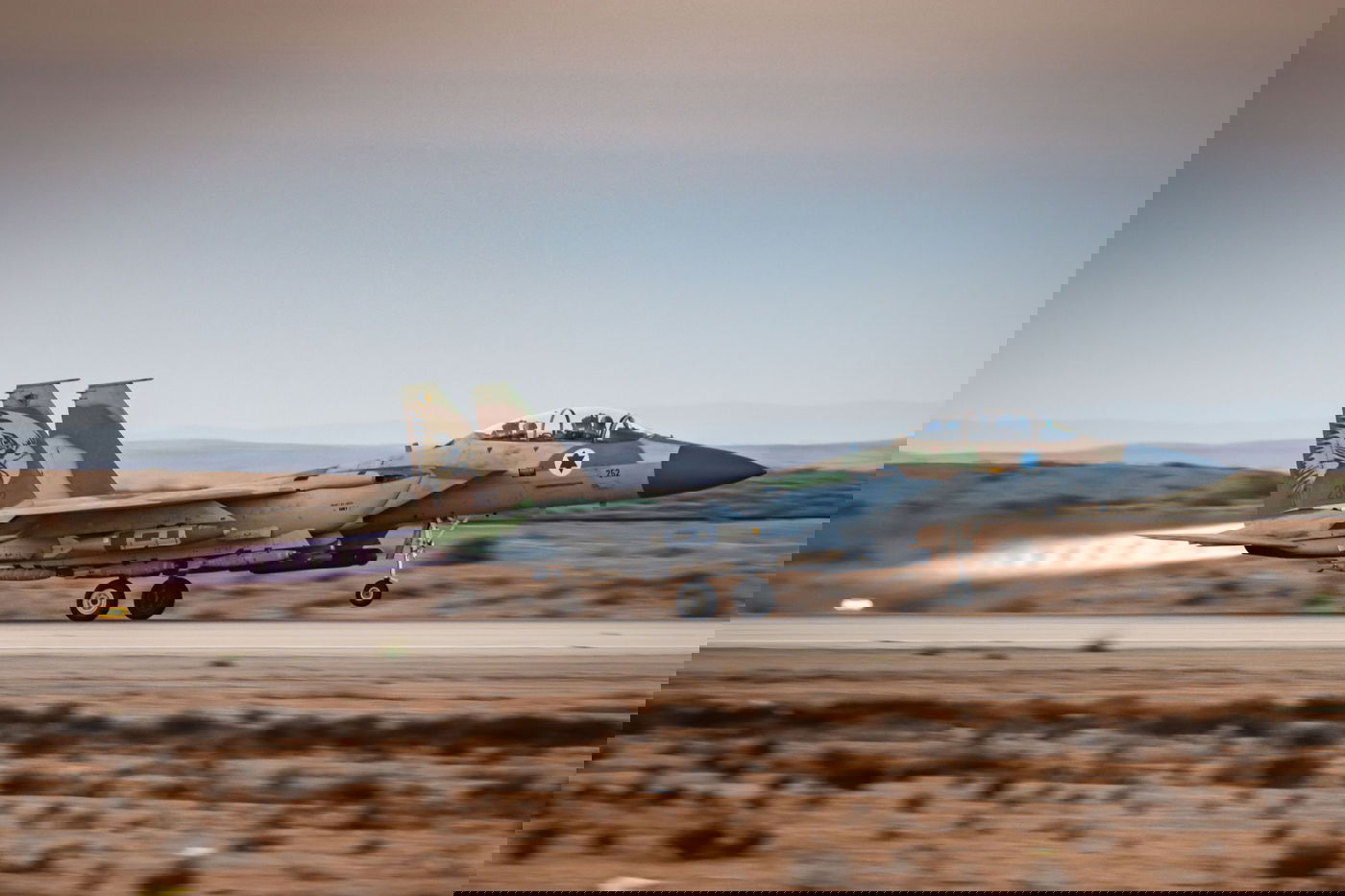 תמונות מפעילות חיל האוויר