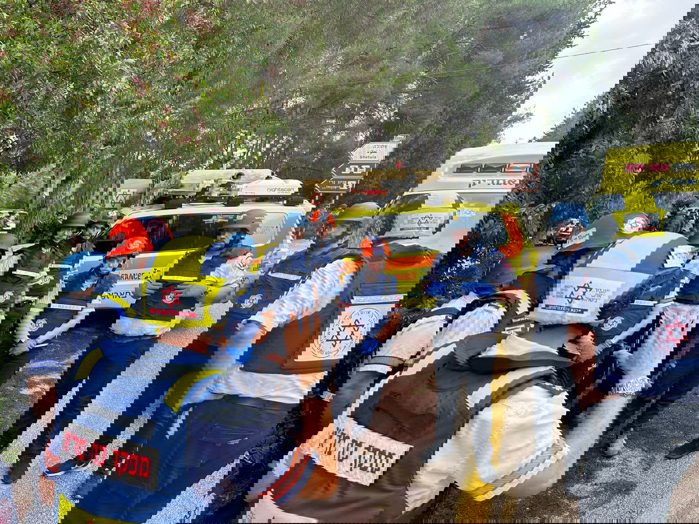 בשל ריבוי הזירות, מד"א נדרש לציוד חירום כדי לתגבר צוותים בזירות השונות