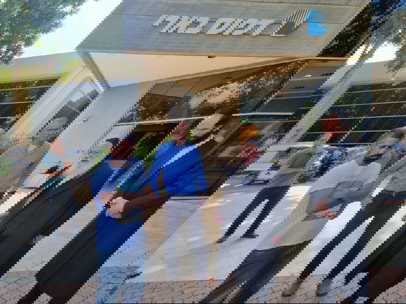 השר גולדקנופף: "היום בארי הוא סמל החורבן - מחר זה יהיה סמל התקומה" 