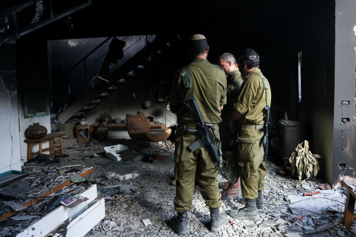 הזוועות בקיבוץ בארי