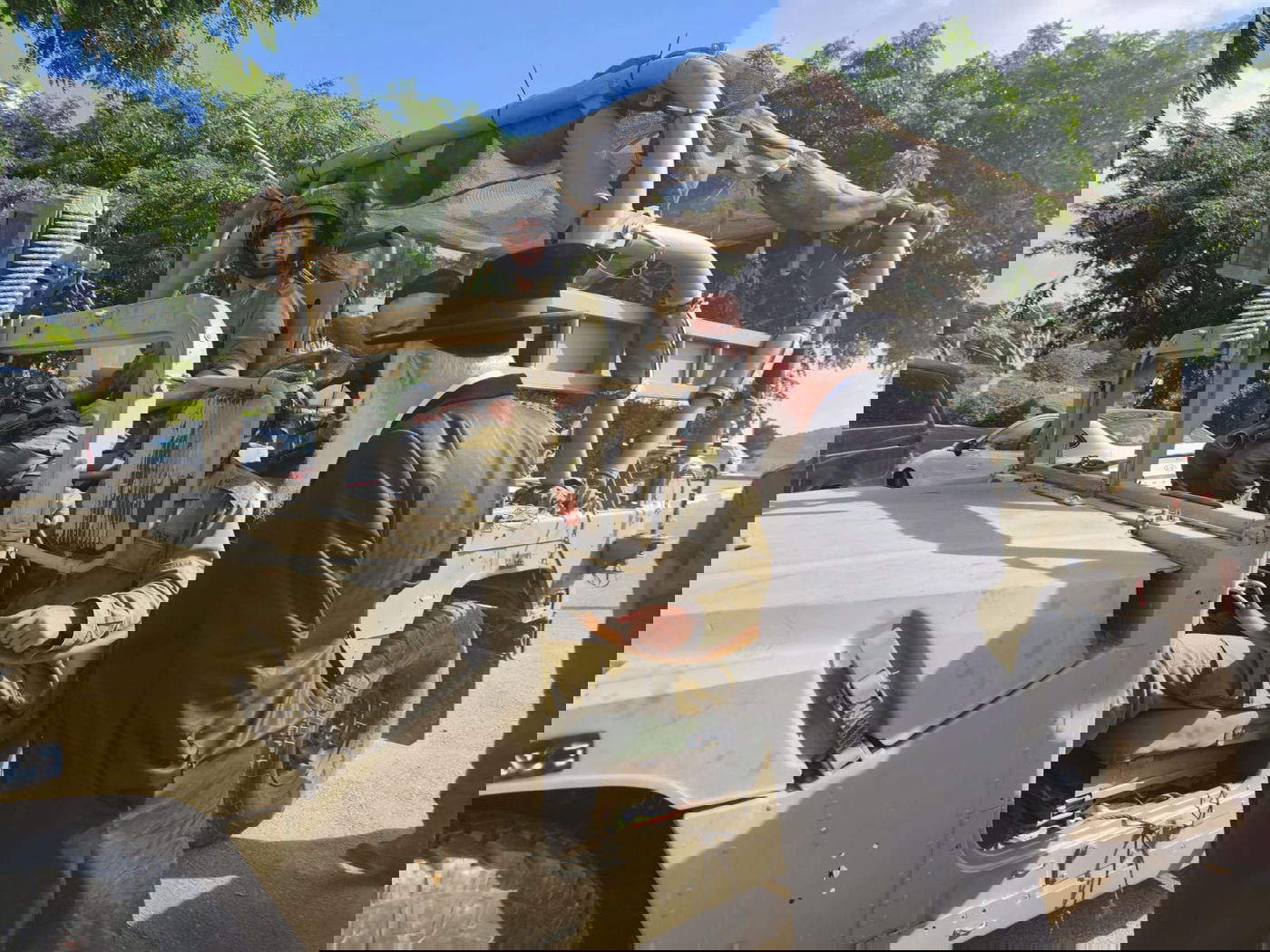 זופניק בכיכר • כל התמונות והנייעס של המלחמה