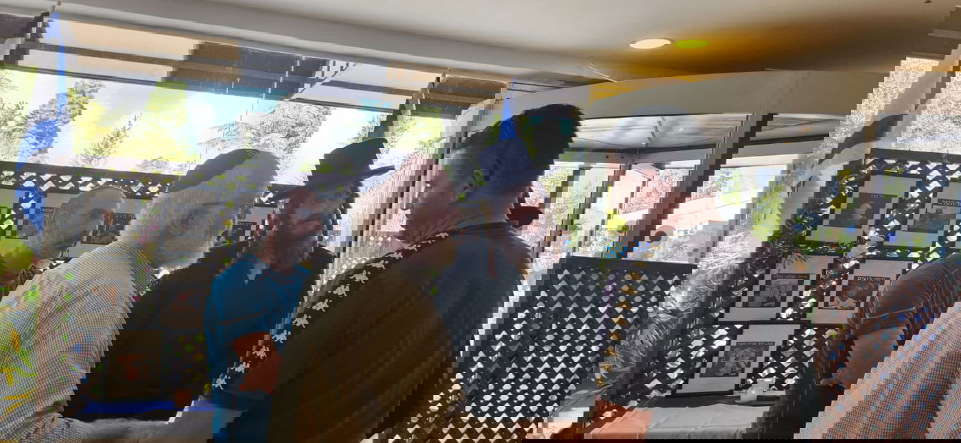 התושבים נפעמו: ספר התורה שהציל את קיבוץ זיקים