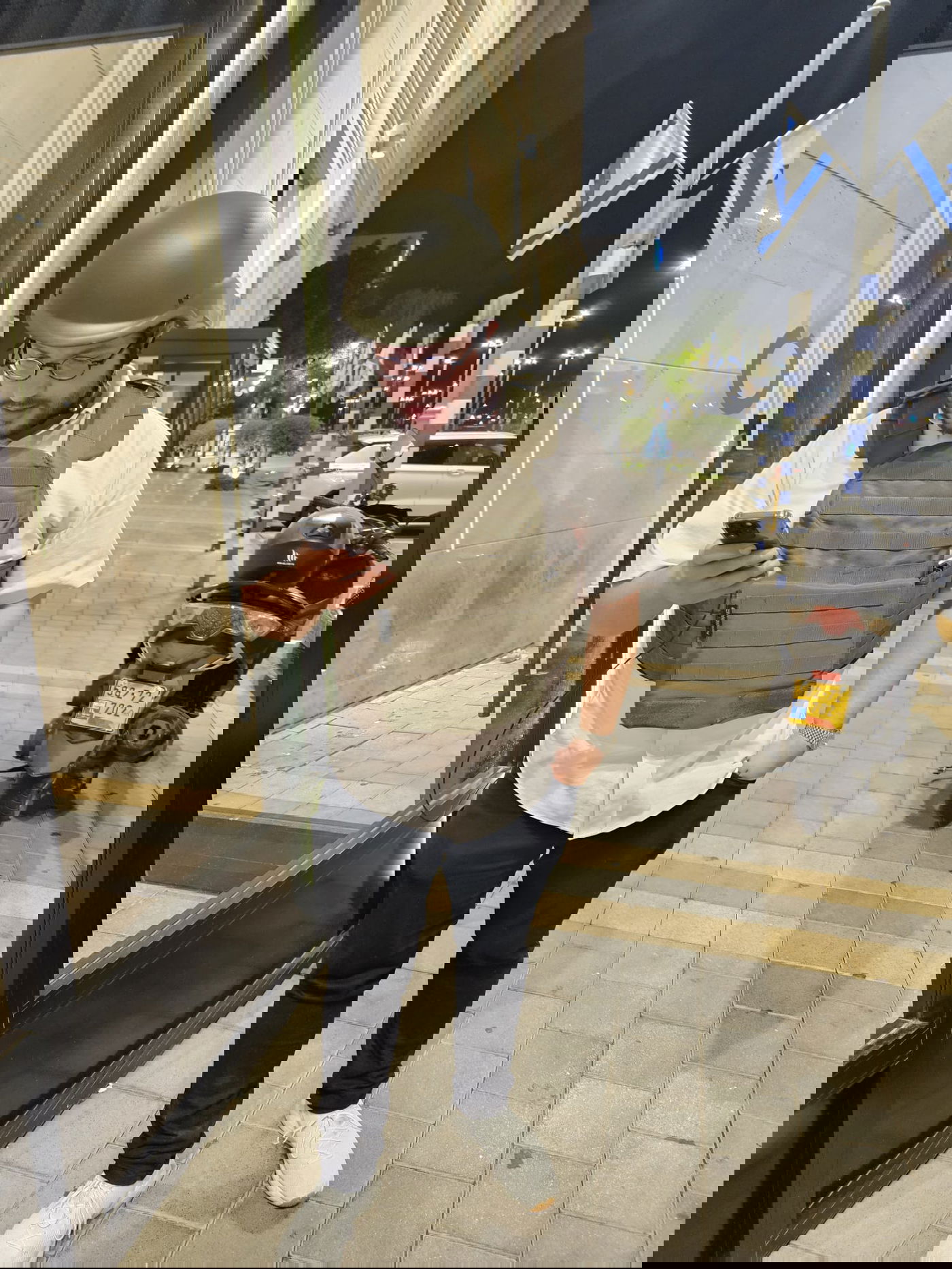 זופניק בכיכר • כל התמונות והנייעס של המלחמה