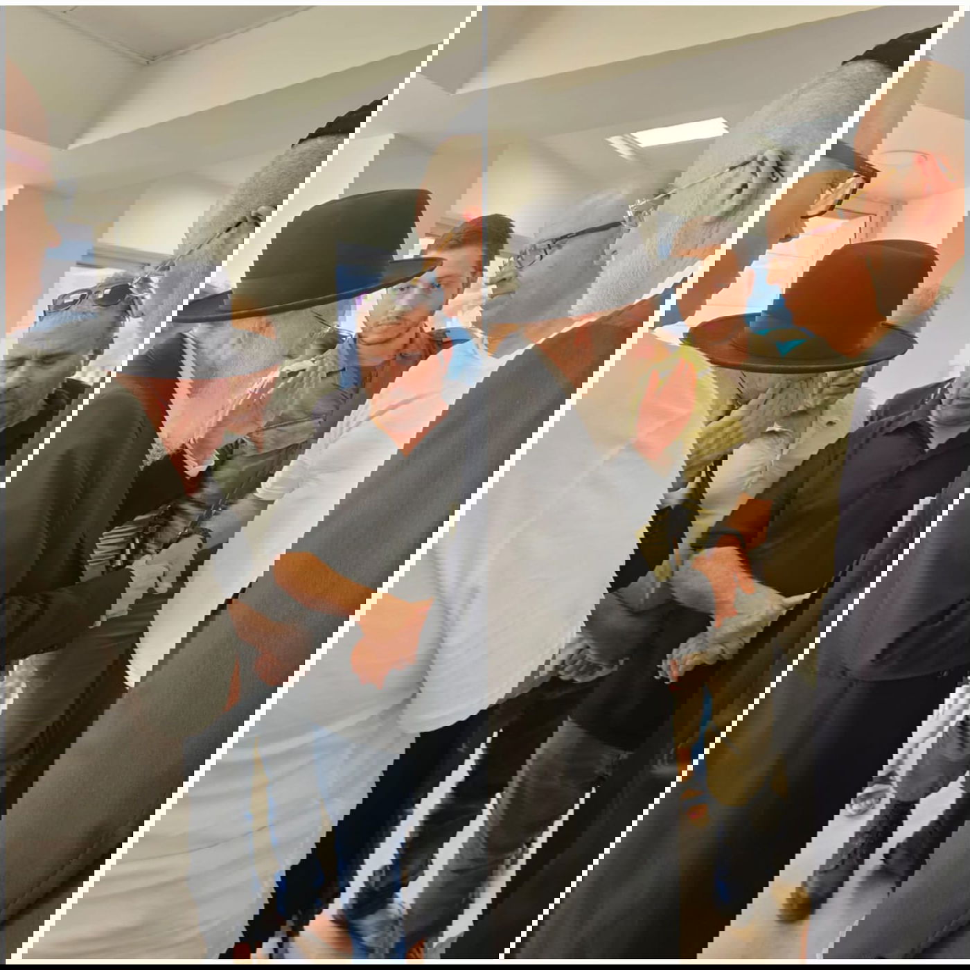 זופניק בכיכר • כל התמונות והנייעס של המלחמה