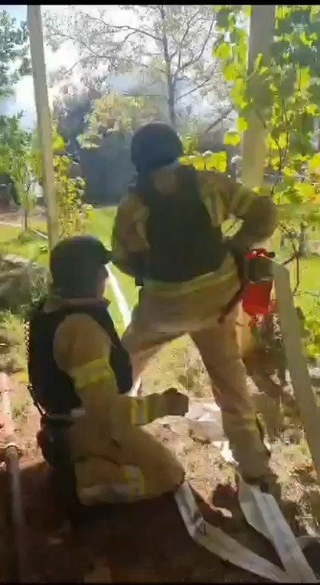 לוחמי האש פועלים בצפון תחת אש