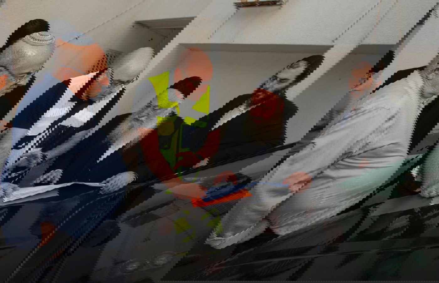 השר יצחק ולדקנופף