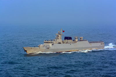 ספינת מלחמה של צבא סין 