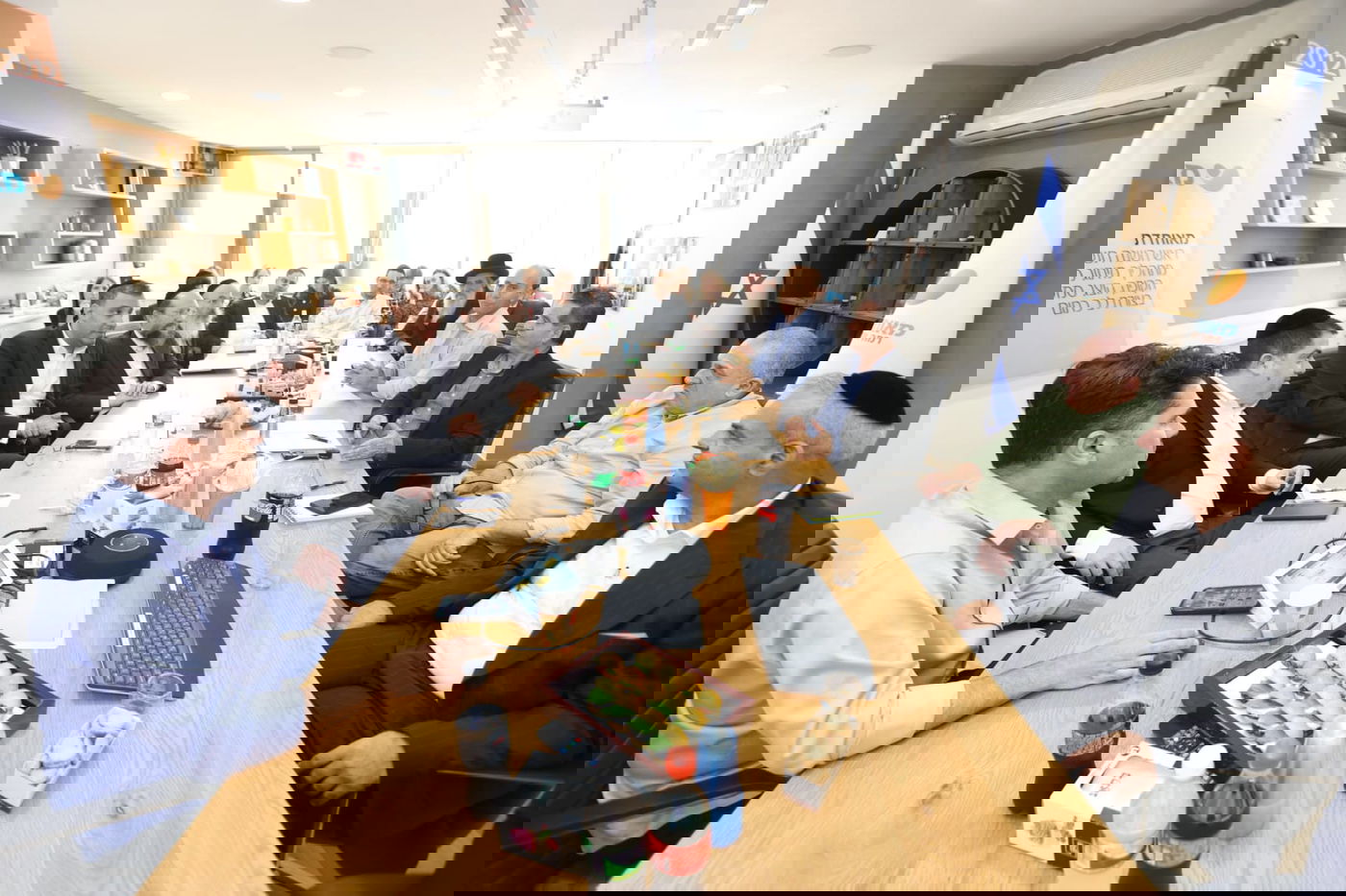 החמ"ל החרדי של מאוחדת בהשתתפות בכירי הקופה בכינוס יחד עם יו"ר ועדת הבריאות של הכנסת