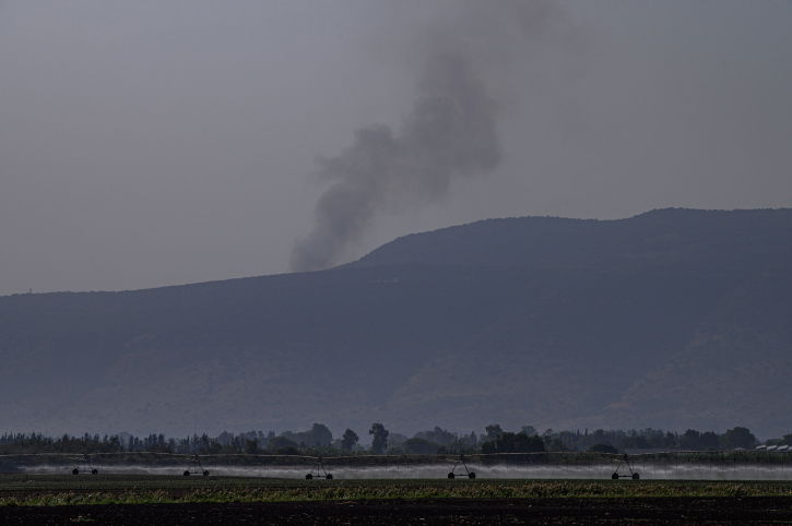 עשן מיתמר מכיוון לבנון, אתמול