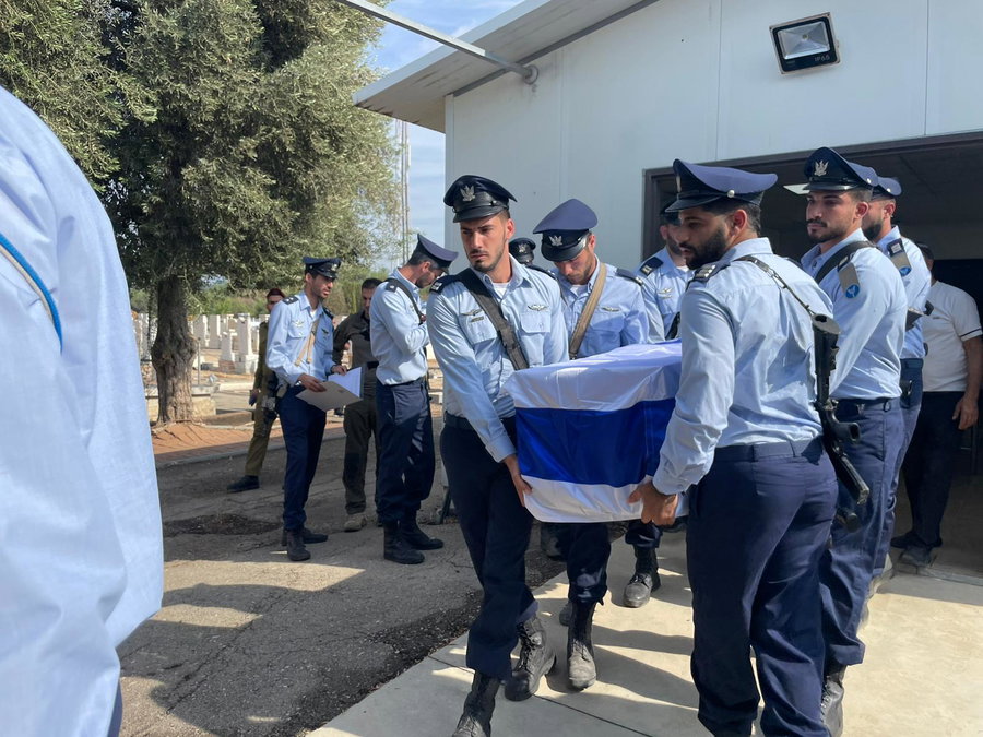 הלווית אחד הנופלים ז"ל