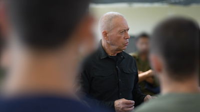 גלנט בסיירת מטכ"ל: "נגיע לתוך השטח ונחסל את החמאס, זה תנאי"