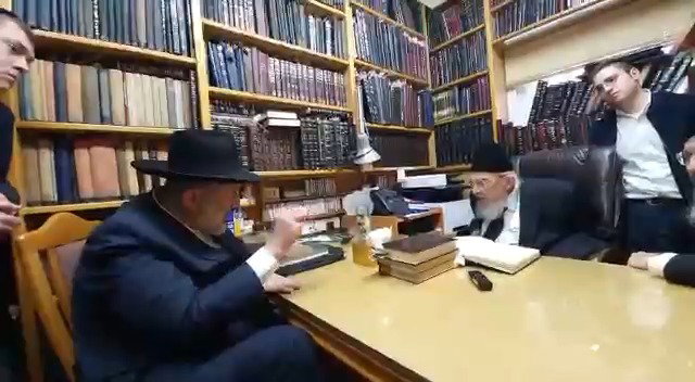 אריה דרעי בהתייעצות עם רה"י זצ"ל על חוק הגיוס