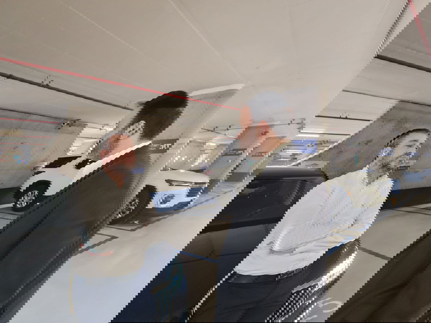 זופניק בכיכר • כל התמונות, הנייעס והחשיפות של המלחמה