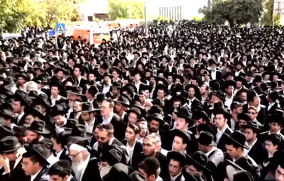 מסע הלווית זקן חברי המועצת, ראש הישיבה הגאון רבי ברוך מרדכי אזרחי זצוק"ל | שידור חוזר