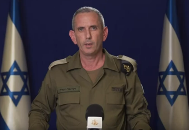 דניאל הגרי, הערב