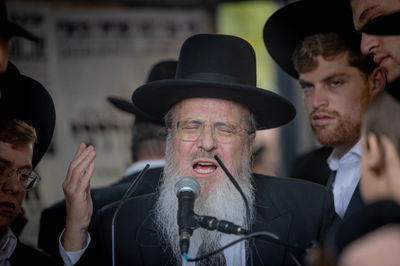 הגאון רבי בן ציון אזרחי, בהלוויה