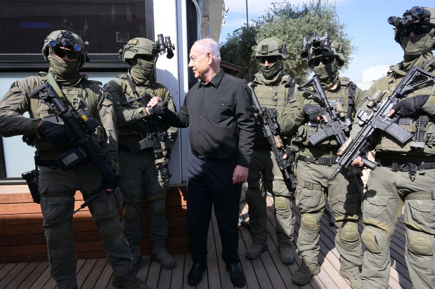 נתניהו עם לוחמי יחידה 33 "הגדעונים"