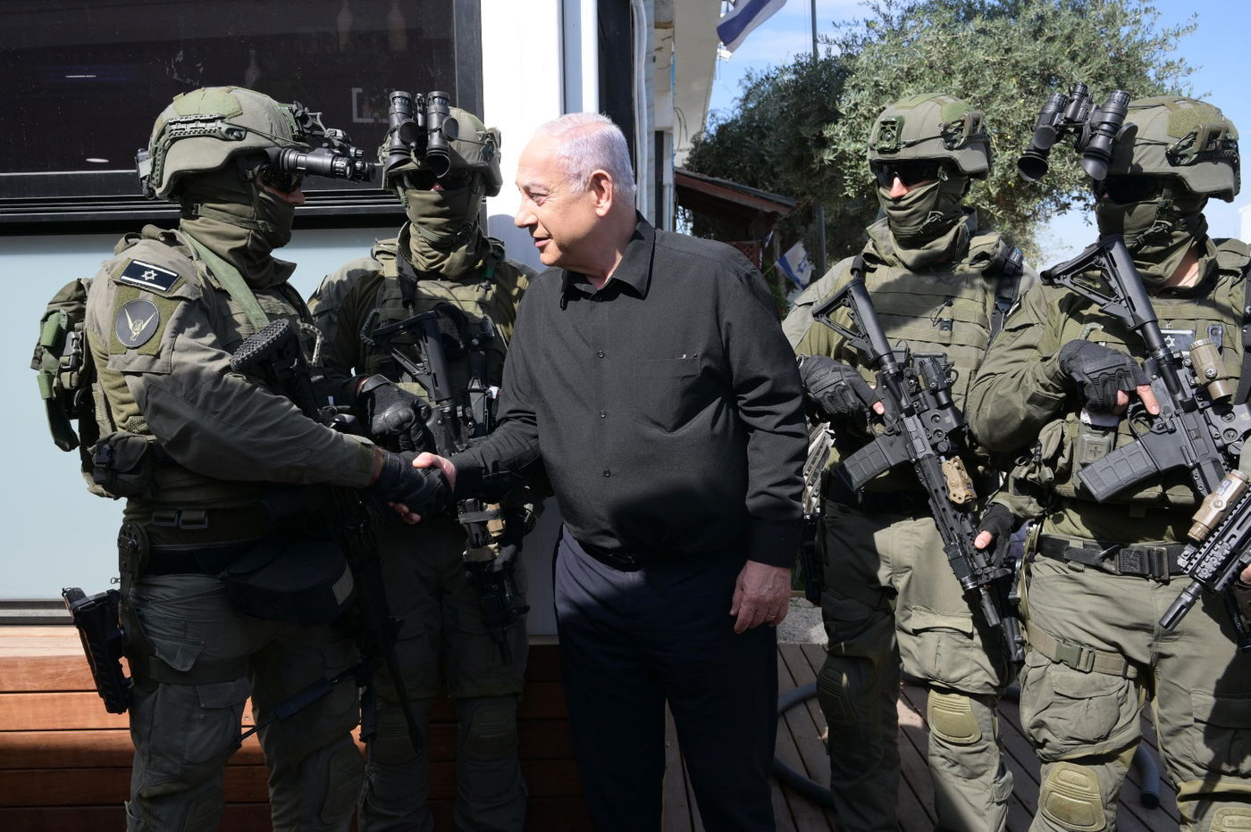 נתניהו עם לוחמי יחידה 33 "הגדעונים"