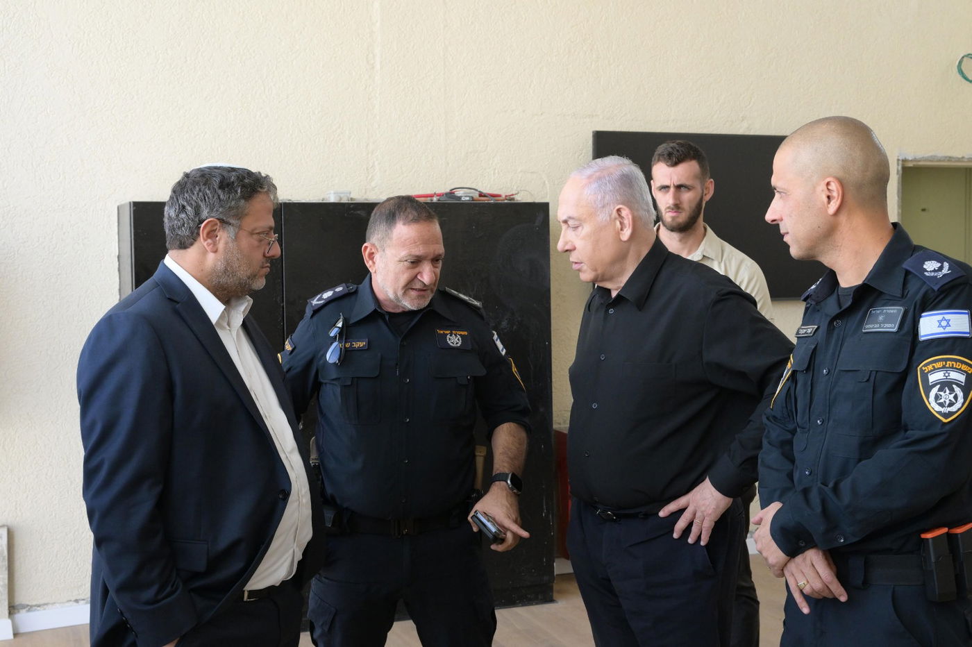 נתניהו עם לוחמי יחידה 33 "הגדעונים"