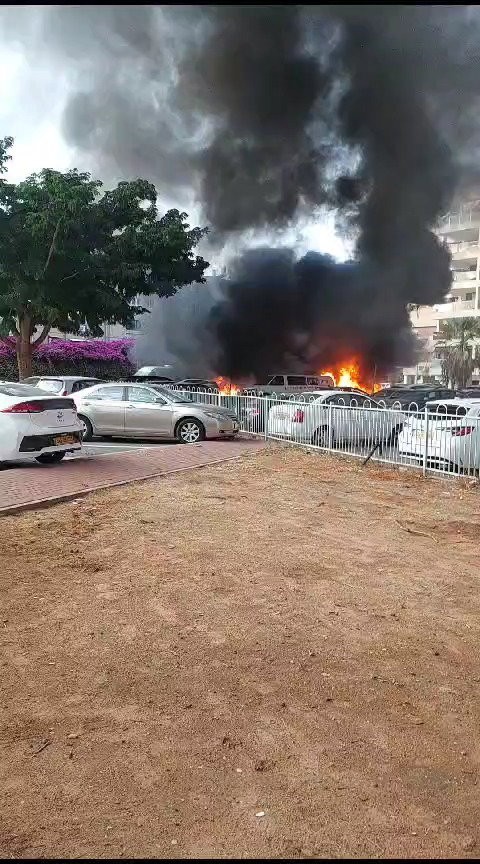רכבים עולים באש באשדוד