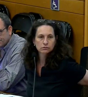 עו"ד דבי גיל-חיו