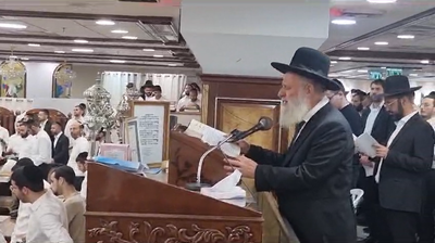 "ה' הוא האלוקים!" צפו בתפילה הנרגשת בישיבת אור החיים בהוראת ראש הישיבה הגאון רבי ראובן אלבז