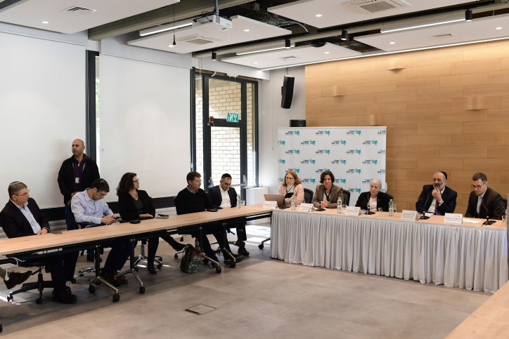 דיוני ועדת סל הבריאות בתחילת השנה הנוכחית