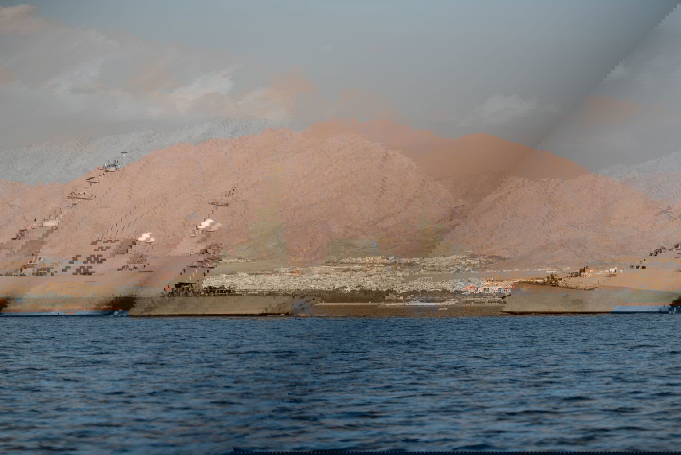 הירי מתימן: ספינות טילים של זרוע הים הוקפצו למרחב ים סוף