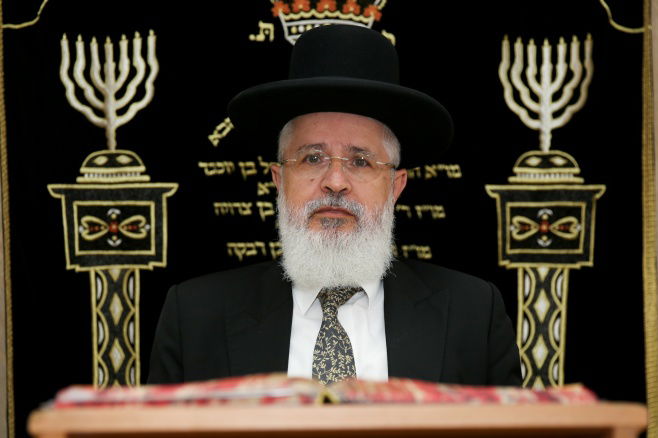 פינתו של ראב"ד תל אביב: האם מותר לשחרר מחבלים עבור פדיון שבויים?