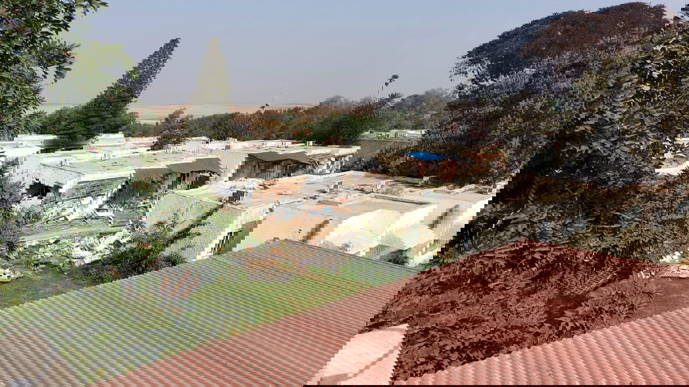 תיעוד מהגג. ההרס הרב על מקום מגורי הסטודנטים