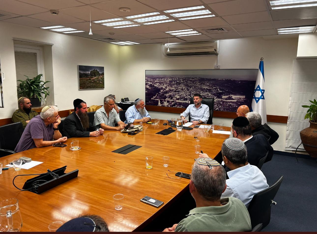 הפגישה של שר האוצר