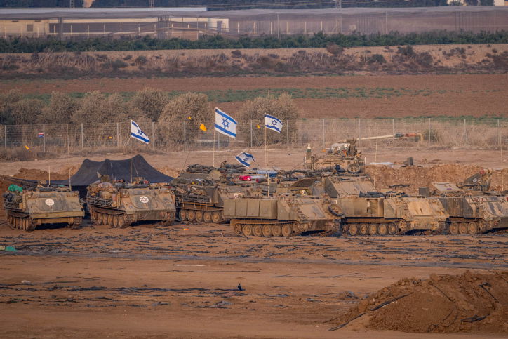 כוחות צה"ל נערכים בגבול עזה