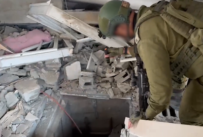 כך חושפים הלוחמים פירי מנהרות של חמאס ברצועת עזה