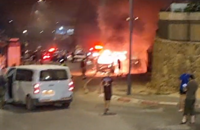 זירת הנפילה, הערב