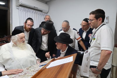 ראשי הצלה מתברכים מהגר"מ שטרנבוך