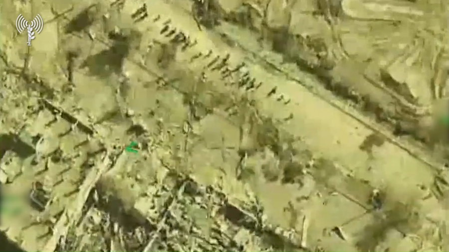 התושבים העזתים מתפנים מבתיהם