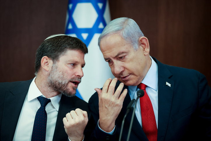 ראש הממשלה ושר האוצר בישיבת הממשלה בחודש שעבר