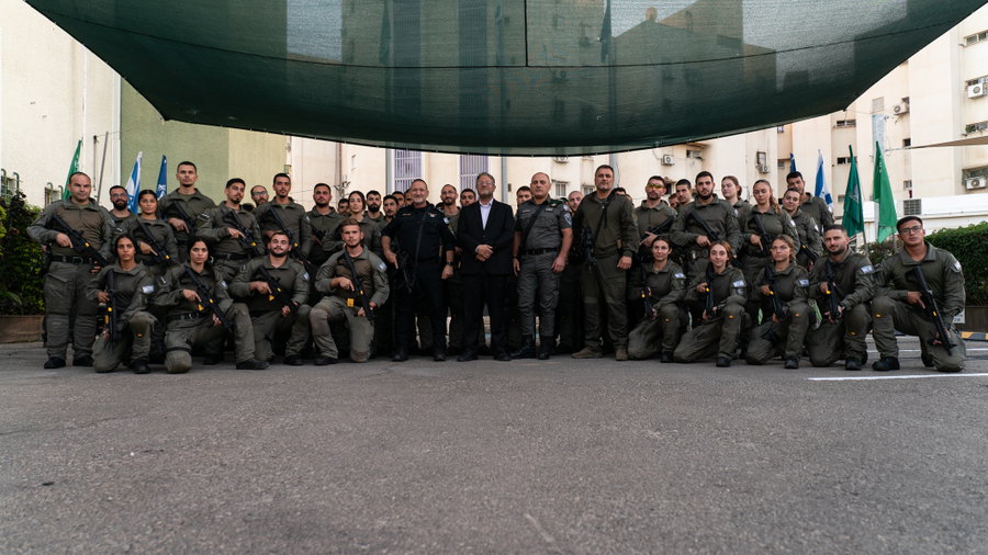 לאות הוקרה והערכה: החטיבה הטקטית של המשטרה קיבלה נשקים חדשים | תיעוד