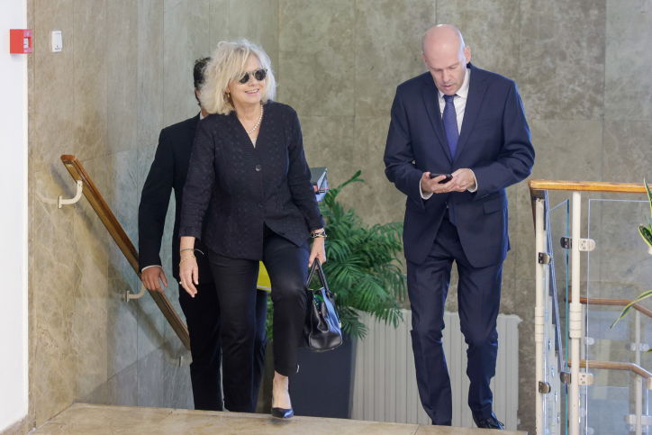 פרקליט המדינה והיועצת המשפטית 