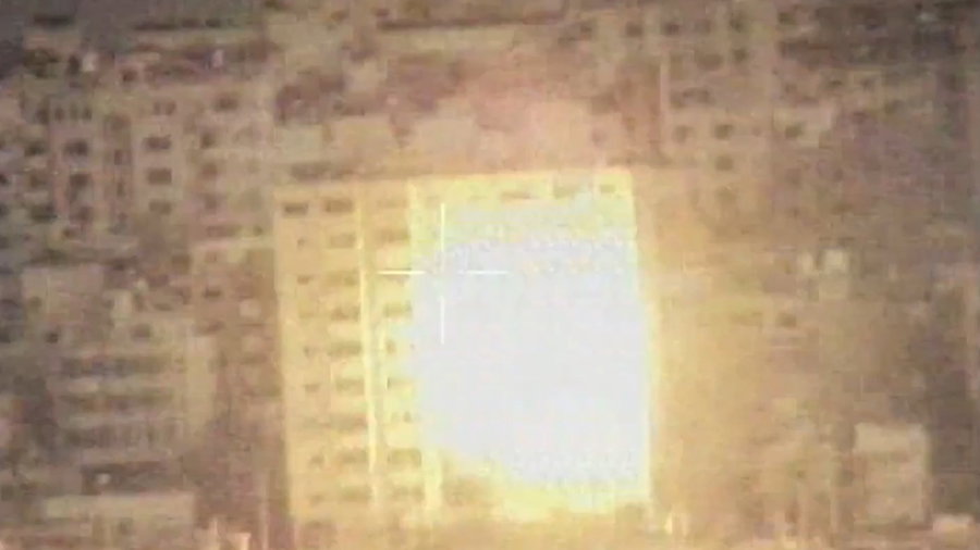 תיעוד מתקיפות החיפוי של כוחות זרוע הים עבור כוחות היבשה