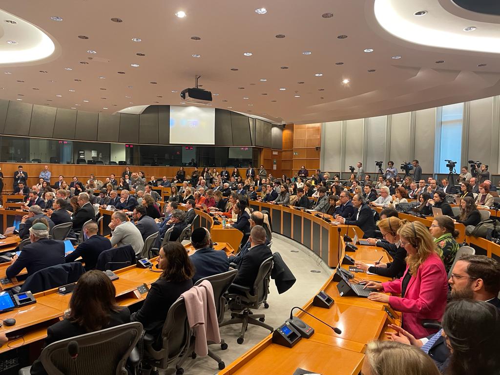 הפרלמנט, היום 