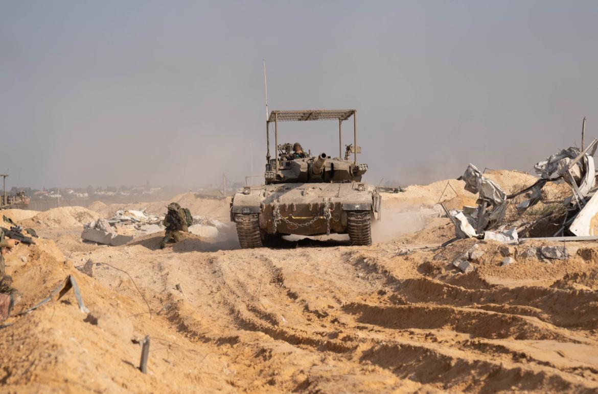 צפו בגלריה: לוחמי צה"ל מתקדמים בלחימה בתוך רצועת עזה