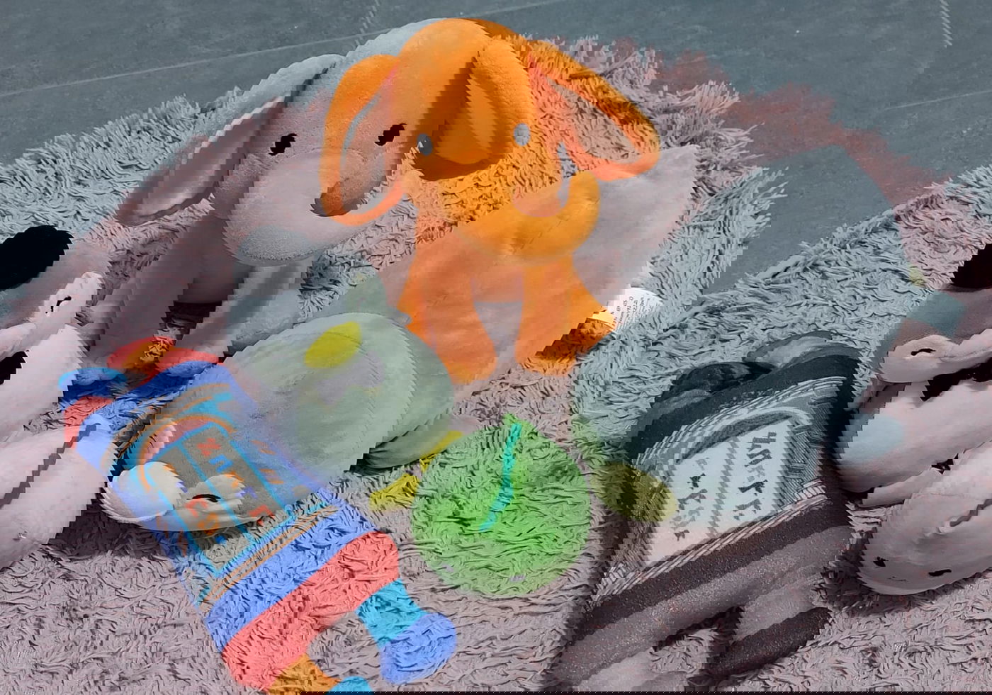 "מציאות מדומה למענה של הילדה"