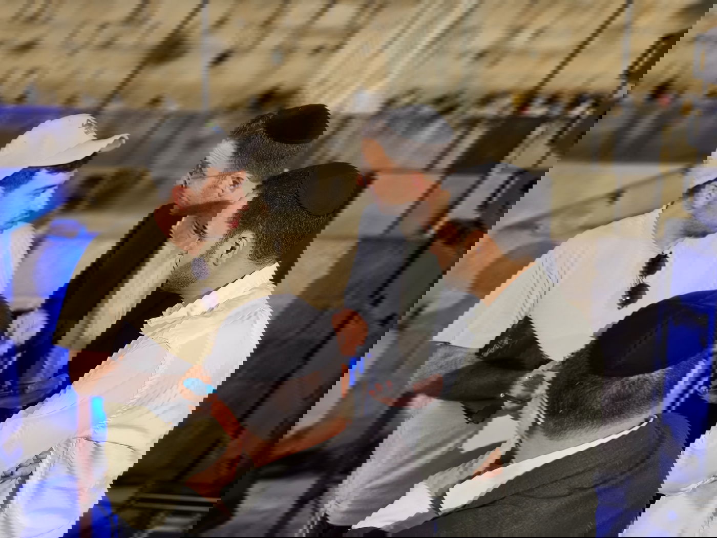 זופניק בכיכר • כל התמונות, הנייעס והחשיפות של המלחמה