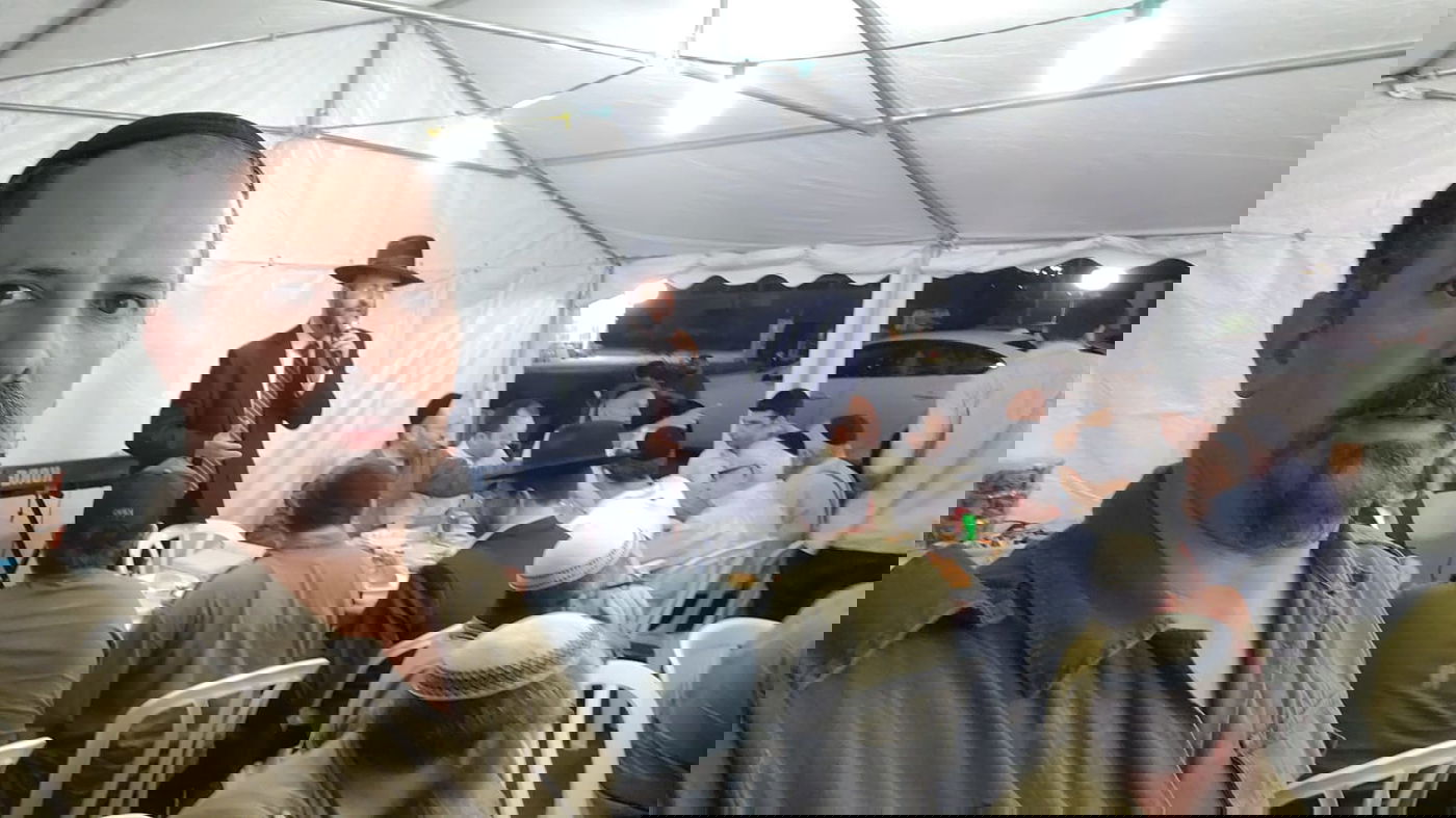 זופניק בכיכר • כל התמונות, הנייעס והחשיפות של המלחמה