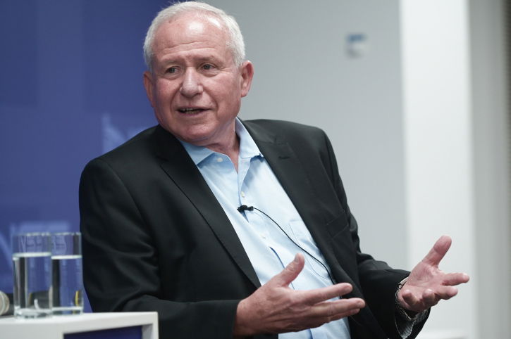 דיווח: נתניהו שוקל למנות את דיכטר לראש השב"כ, כך הוא הגיב