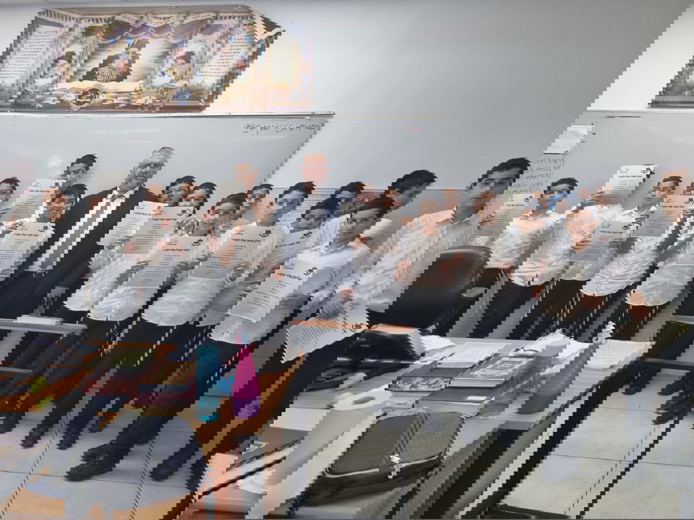 יוזמה מרגשת: ילדי הת"ת בתל-אביב מאמצים חיילים ולומדים לזכותם | תיעוד 